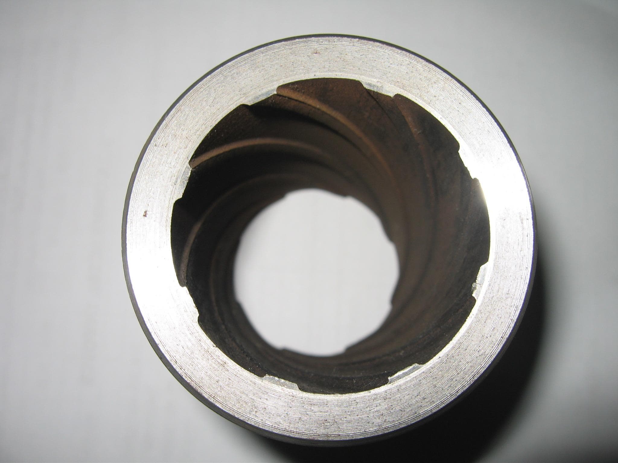 水冷壁配件|水冷壁管 Φ63.5×7.5內(nèi)螺紋管|計(jì)劃備注：材質(zhì)：SA210C。采購(gòu)要求：須提供寶鋼授權(quán)。需求備注：#7爐水冷壁