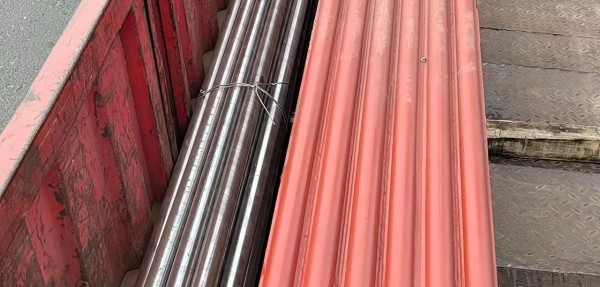 規(guī)格：ф76×6，長度600mm，材質(zhì)：SA-213TP347HFG/SA-213T91,兩種材質(zhì)各300mm